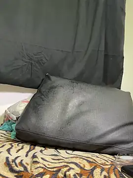 Noah__Dick stripchat live cam model