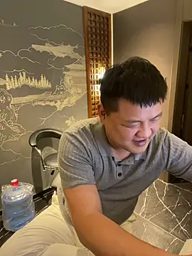 zhang1118 stripchat live cam model