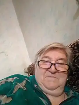 PanterochkaCharm stripchat live cam model