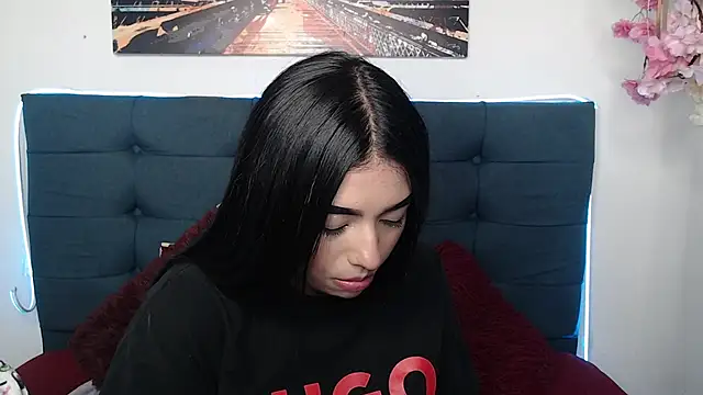 eva_six stripchat live cam model
