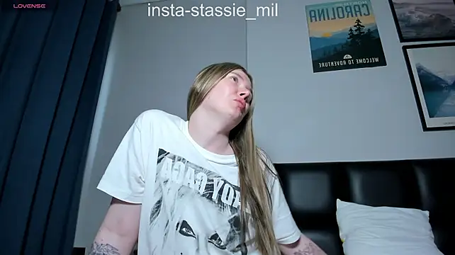 stassie_mil stripchat live cam model