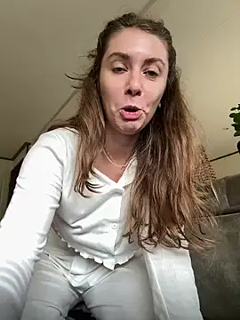 MariiD stripchat live cam model