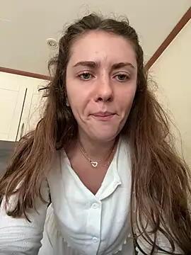 MariiD stripchat live cam model