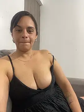 Kataliina stripchat live cam model