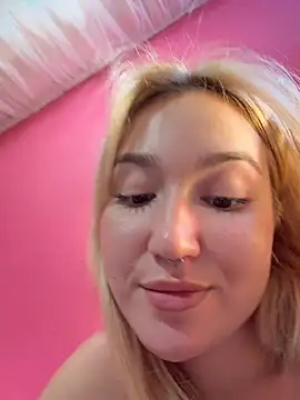 Rimmahottes stripchat live cam model