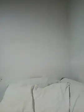 MommyHelpsmee stripchat live cam model