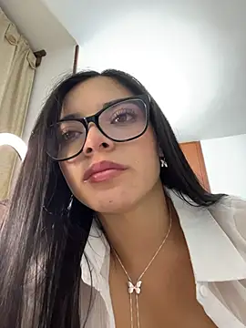 eileensophi stripchat live cam model