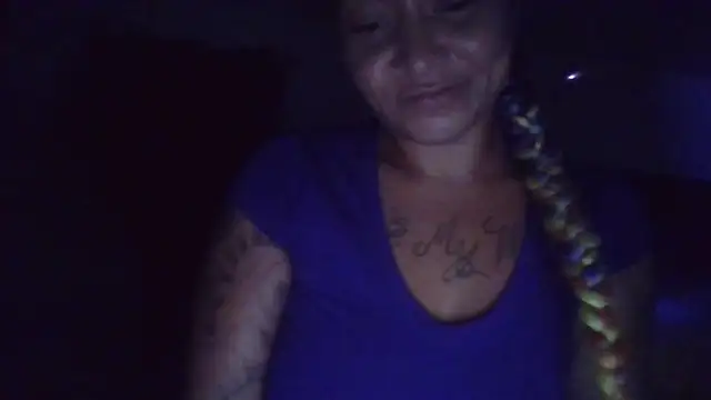 Flossee stripchat live cam model