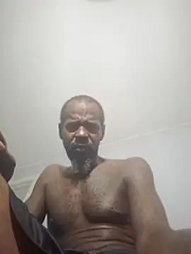 Boozle666 stripchat live cam model
