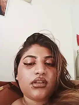 Sanaya_Gil stripchat live cam model