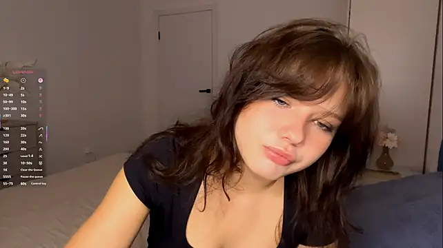EmilyMercurial stripchat live cam model