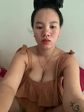 Suki-love stripchat live cam model