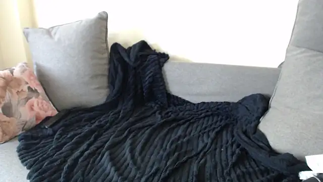 LittleFergie0 stripchat live cam model