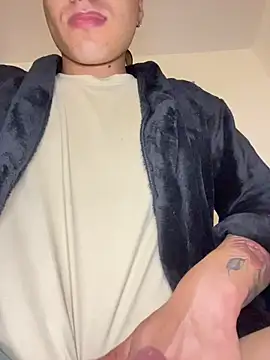 SirDamian stripchat live cam model