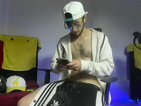 mark_splinter09 stripchat live cam model