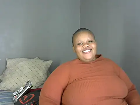 Taraj_thee_thick stripchat live cam model