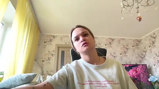 HarrietBunner stripchat live cam model