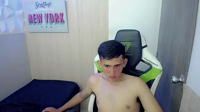 JaxBlue_ stripchat live cam model