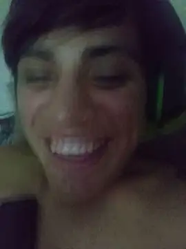 Isaias18RT stripchat live cam model