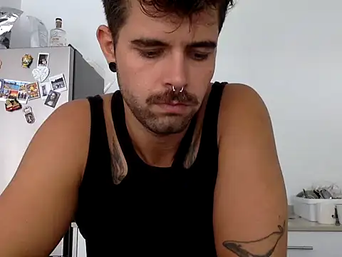 Benistripp stripchat live cam model