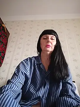MelanyBanks stripchat live cam model