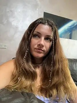 DaisyVibesss stripchat live cam model