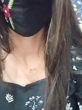 Jyoti-Love-143 stripchat live cam model
