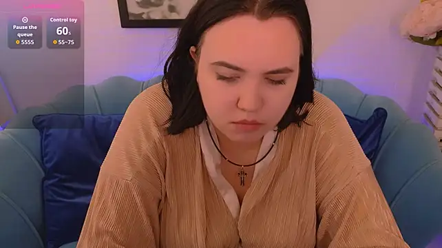 Viochi_01 stripchat live cam model