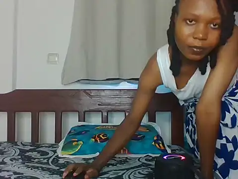kenyan_curvy stripchat live cam model