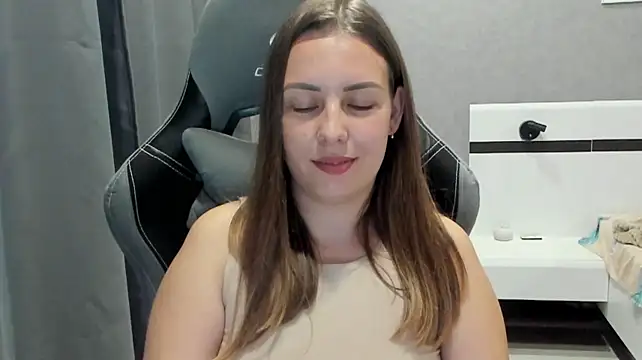 Mia_shy1 stripchat live cam model