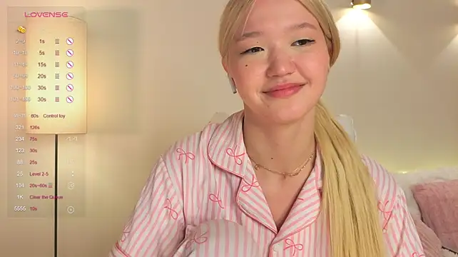 milli_sun_ stripchat live cam model