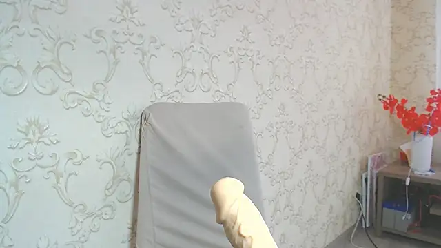 DolphinDreams stripchat live cam model