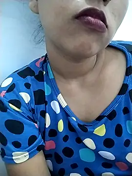 Sexy_Divya__ stripchat live cam model