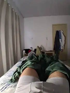 Robsonitj90 stripchat live cam model