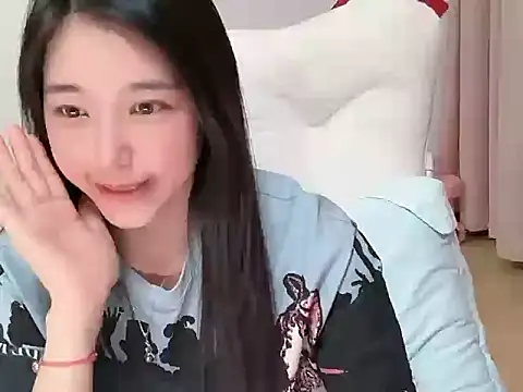 MMYIOO stripchat live cam model