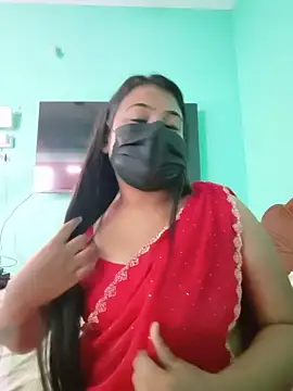 Tamilanushka stripchat live cam model