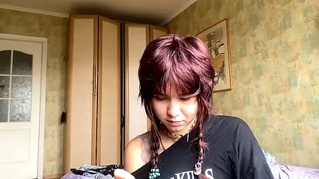 YoulaCoi stripchat live cam model