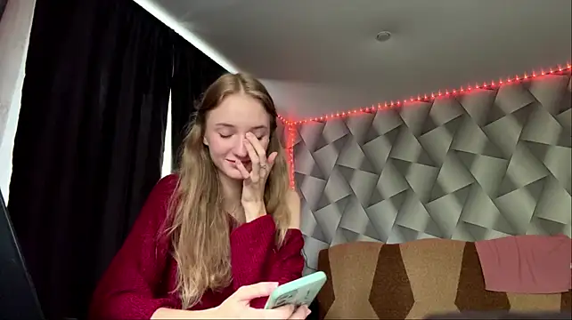 LuiseFurbeck stripchat live cam model
