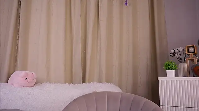 MarylandGorelik stripchat live cam model