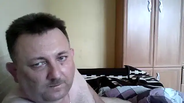 Novy73 stripchat live cam model