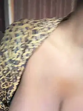 ScarletMuseX stripchat live cam model