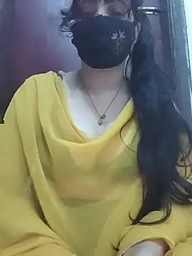 Saanvi-Sen stripchat live cam model