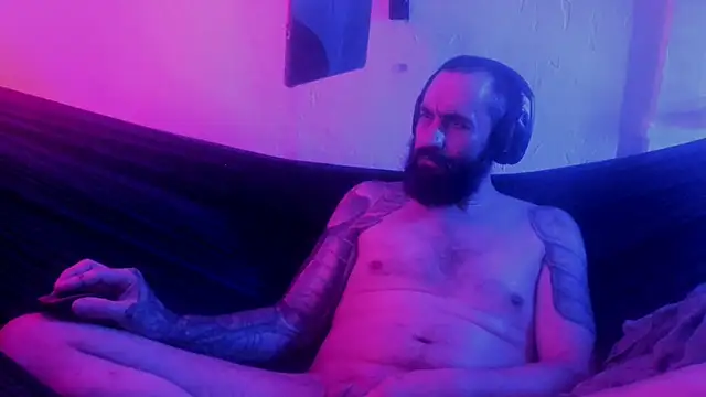 AceSpinning_DJ stripchat live cam model