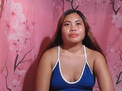 Hot_Samantha4u stripchat live cam model