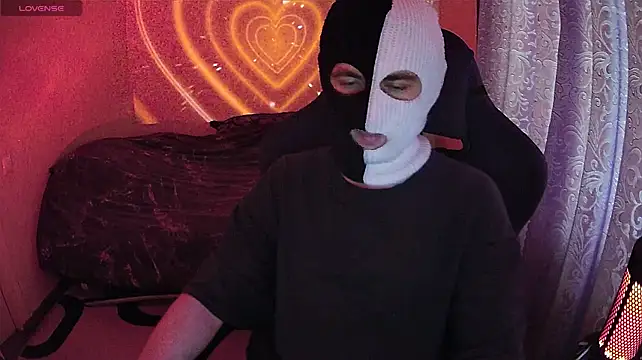 ZXCENSORED- stripchat live cam model
