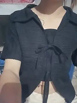 Hayaya11 stripchat live cam model