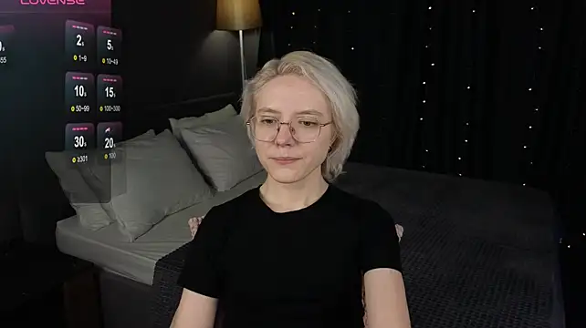 HottoKori stripchat live cam model
