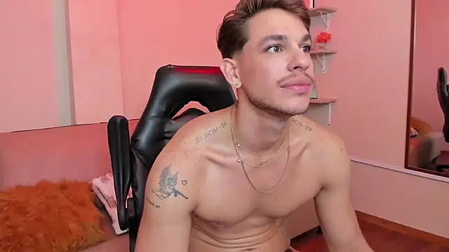 _Juan023_ stripchat live cam model