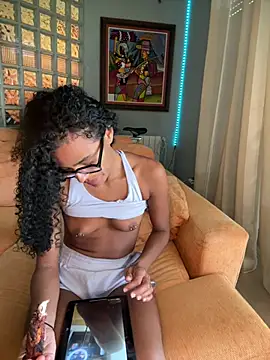 Latinamix stripchat live cam model