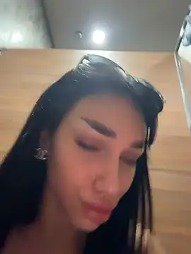 ilariea_girl stripchat live cam model